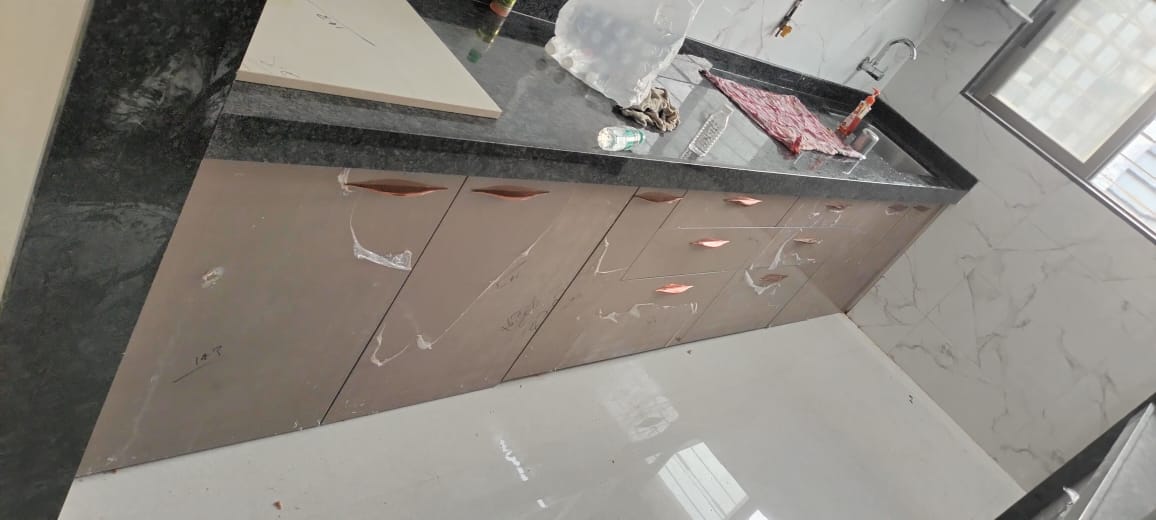 1 BHK Apartment For Sale in Je And Vee Om Trimurti