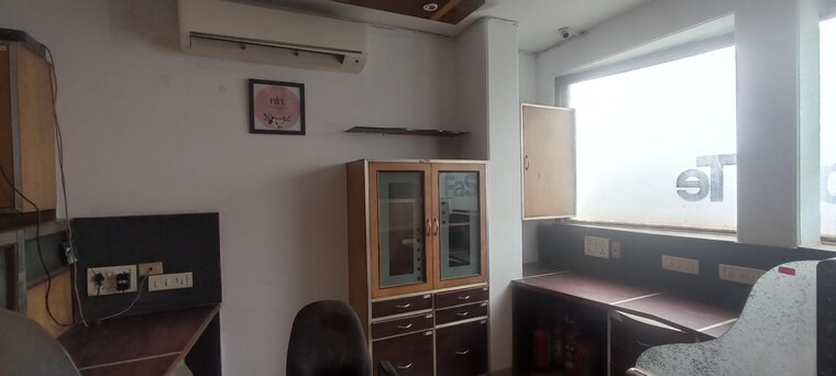Team Area, subhash nagar Commercial Office Space 1800 Sq.Ft. In Subhash Nagar Delhi 9227278