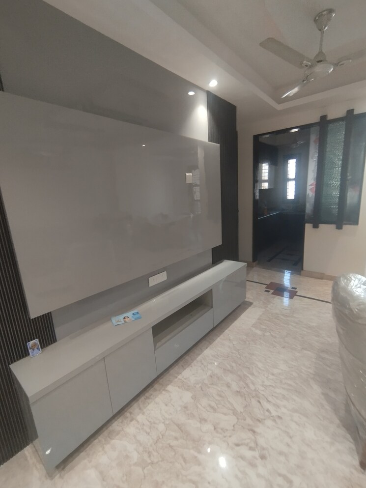 Room, karkardooma 3 Bedroom 1680 Sq.Ft. Builder Floor In Karkardooma Delhi 9227510