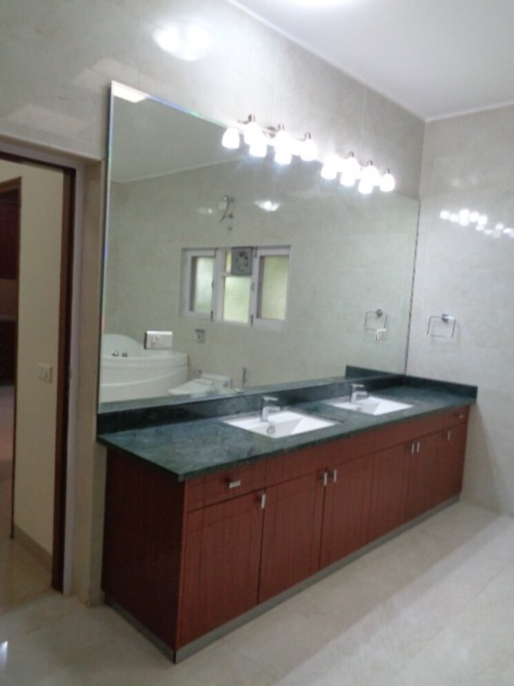 Kitchen, adarsh-palm-retreat 4 Bedroom 8000 Sq.Ft. Villa In Marathahalli Orr Bangalore 9227380