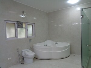 Bathroom in 4 BHK Villa at Adarsh Palm Retreat, Marathahalli Orr – for Rent