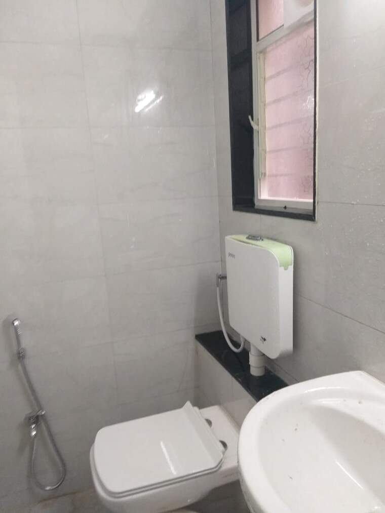 Attached Bathroom, karan-clarissa 2 Bedroom 1045 Sq.Ft. Apartment In Warje Pune 9227368