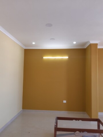 Room in 2 BHK Builder Floor at Ansal Plaza Sector-23, Sector 23 – for Rent