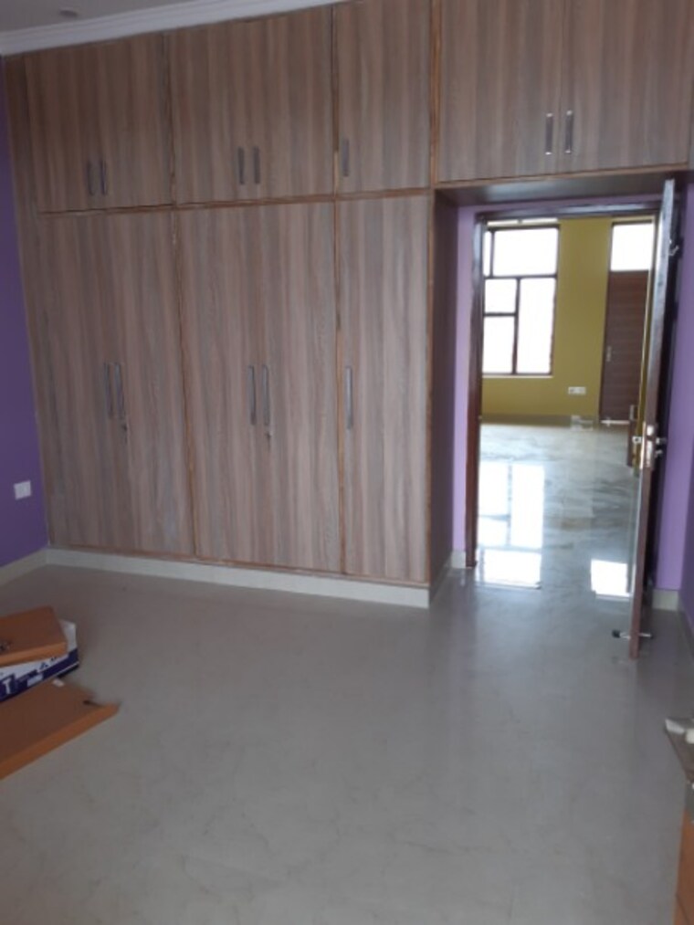 Room, ansal-plaza-sector-23 2 Bedroom 1650 Sq.Ft. Builder Floor In Sector 23 Gurgaon 9227490