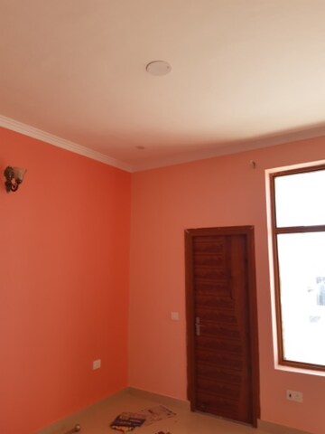 Room in 2 BHK Builder Floor at Ansal Plaza Sector-23, Sector 23 – for Rent