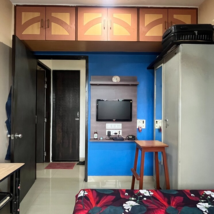 Gym, neptune-living-point 2 Bedroom 615 Sq.Ft. Apartment In Jaydev Singh Nagar Mumbai 9227503