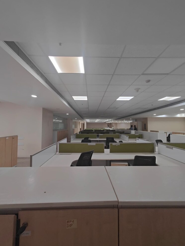 undefined, classic-pentagon Commercial Office Space 1108 Sq.Ft. In Chakala Mumbai 9227506