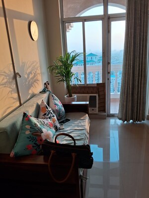 2 BHK Apartment For Rent in DLF Regency Park I, Dlf Phase iv