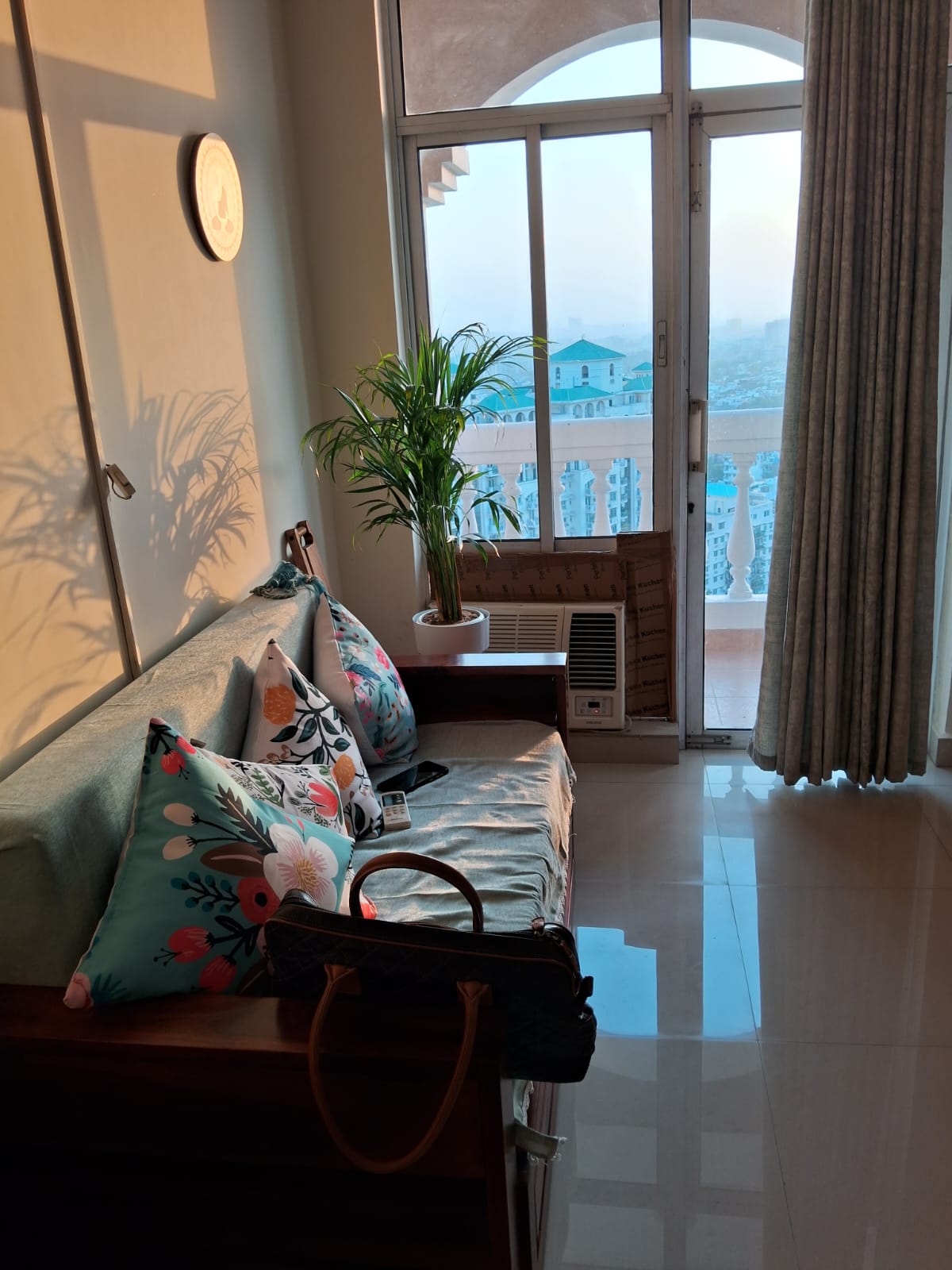 2 BHK Apartment For Rent in DLF Regency Park I