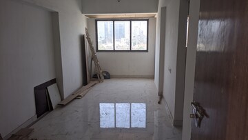 Room in 1 BHK Apartment at Shree Chamunda CHS, Lower Parel – for Sale