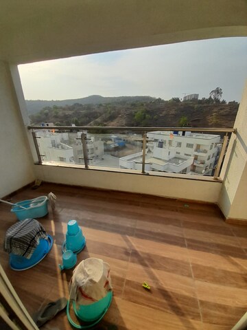Parking in 3 BHK Apartment at Mantra Grandstand Trinity, Kothrud – for Sale