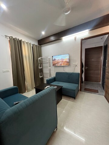 Living Room in 2 BHK Builder Floor at Spazedge, Sector 47 – for Rent