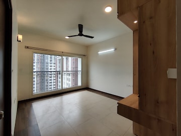Room in 4 BHK Apartment at Sobha Windsor, Whitefield – for Rent