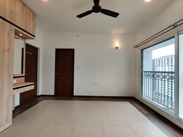 Room in 4 BHK Apartment at Sobha Windsor, Whitefield – for Rent