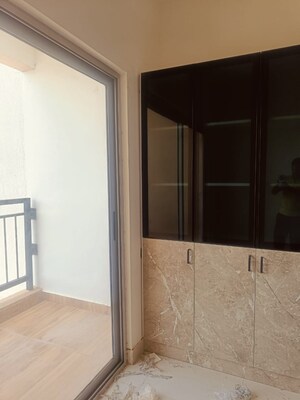 Room in 2 BHK Apartment at Malibu Belezza, Varthur – for Rent