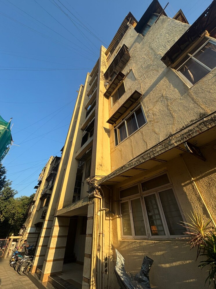 Exterior View, bandra west 2 Bedroom 550 Sq.Ft. Apartment In Bandra West Mumbai 9227746