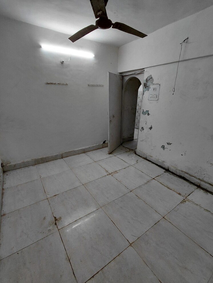 Bathroom, zohra-agadi-nagar 1 Bedroom 447 Sq.Ft. Apartment In Andheri West Mumbai 9227837