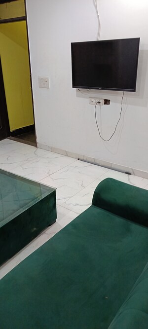 Team Area in 2 BHK Builder Floor at Saket – for Rent