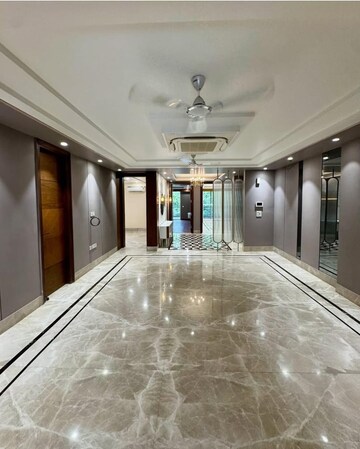 Living Room in 3 BHK Builder Floor at Sector 85 – for Sale