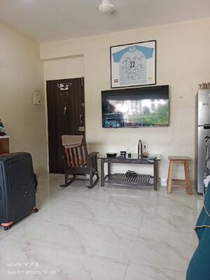 1 RK Apartment For Rent in Bandra West