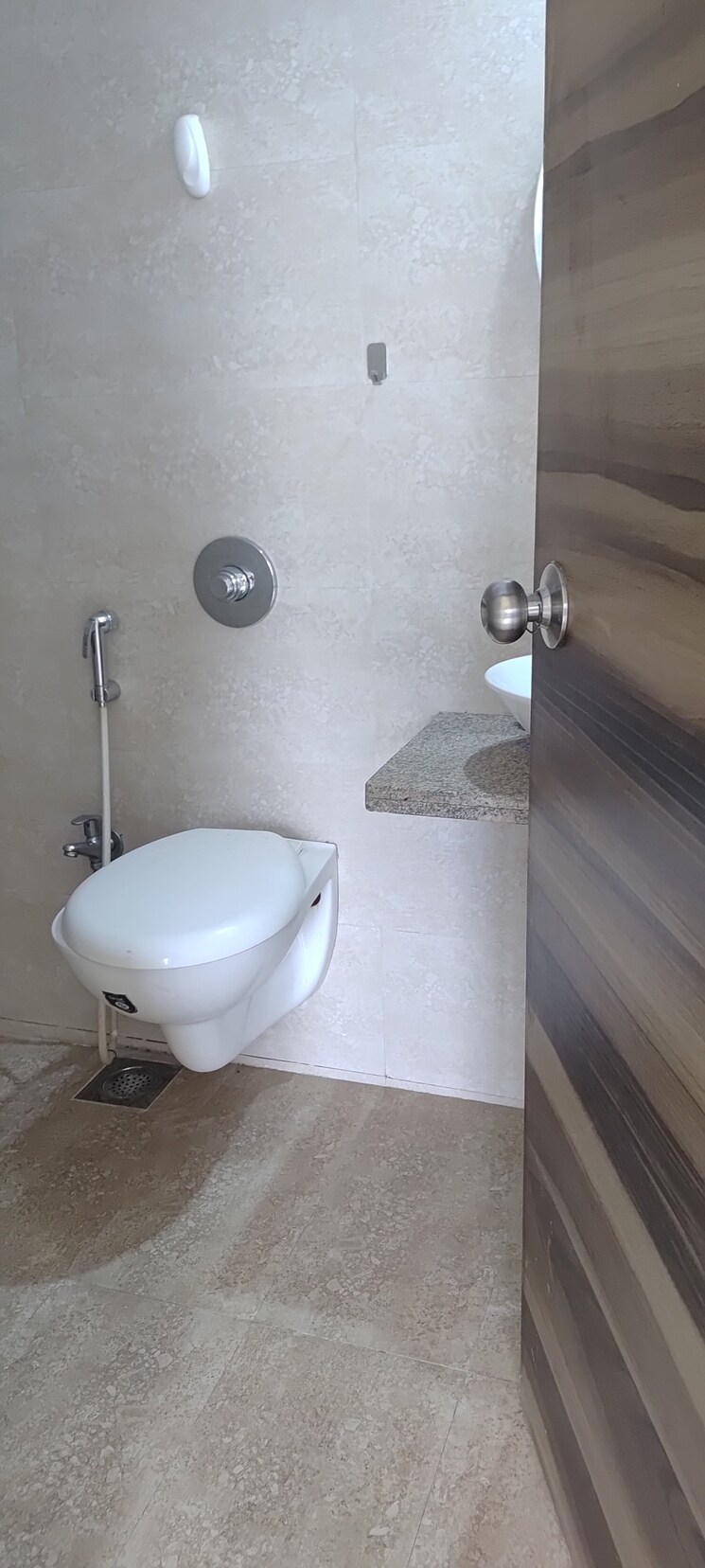 Bathroom, metropolis-aquaris-phase-1 1 Bedroom 430 Sq.Ft. Apartment In Kasarvadavali Thane 9227889