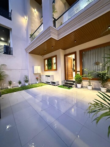 Bedroom in 5 BHK Villa at Gandhi Path – for Sale