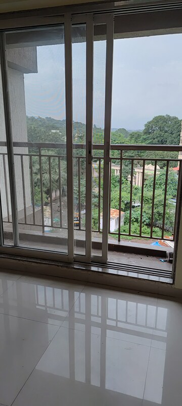 Balcony in 1 BHK Apartment at Metropolis Aquaris Phase 1, Kasarvadavali – for Rent