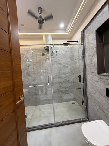 Bathroom in 5 BHK Villa at Gandhi Path – for Sale