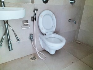 Attached Bathroom in 1 BHK Apartment at Conwood Astoria, Goregaon East – for Rent