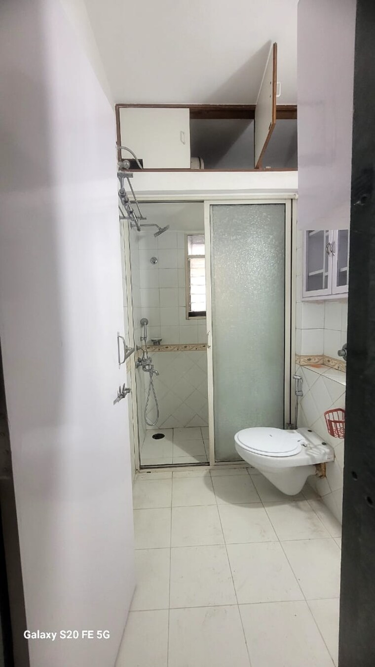Bathroom, prabhat-apartment 3 Bedroom 1458 Sq.Ft. Apartment In Prabhat Road Pune 9227892