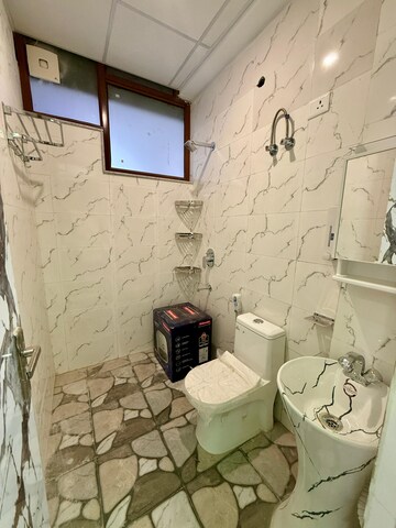 Bathroom in 2 BHK Builder Floor at Ardee City, Sector 52 – for Rent