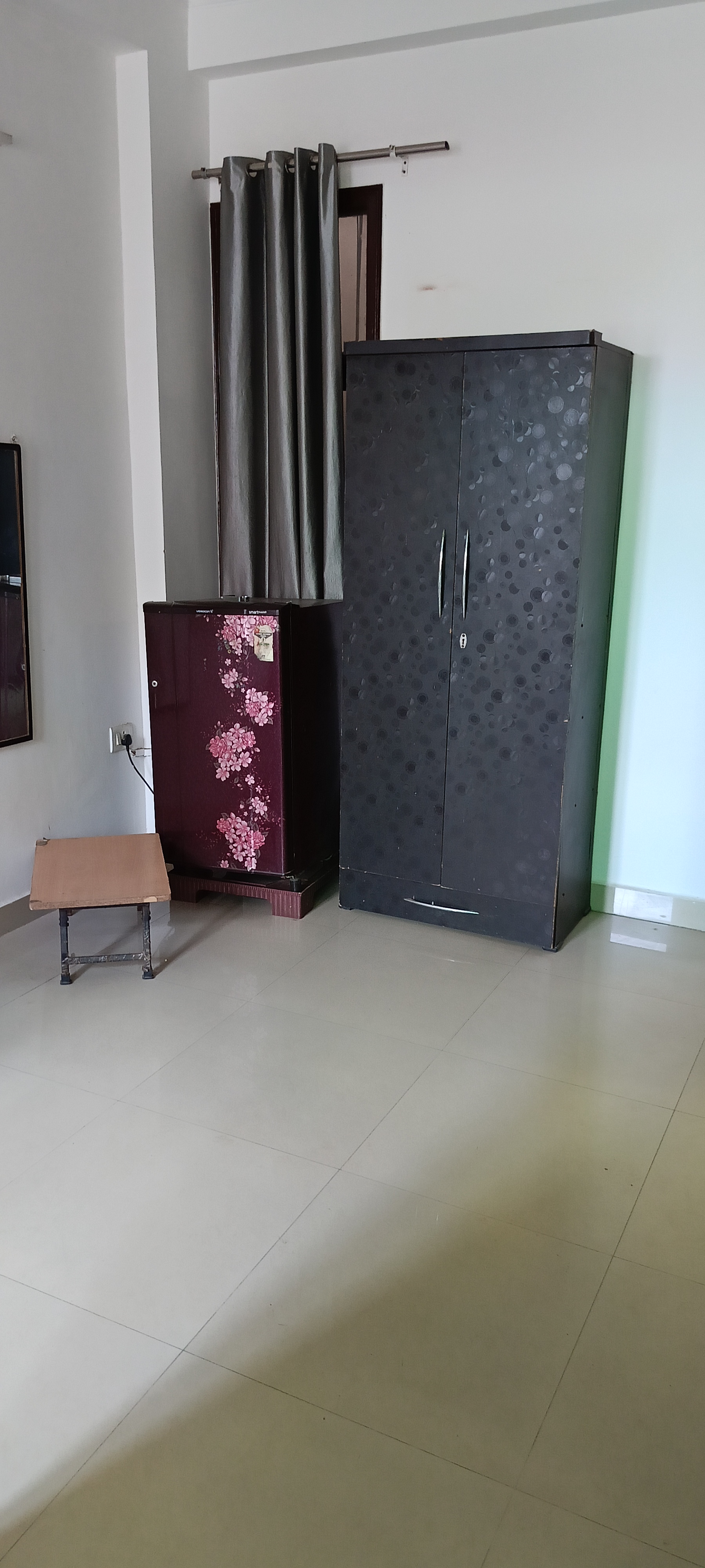 1 BHK Builder Floor For Rent in Saket