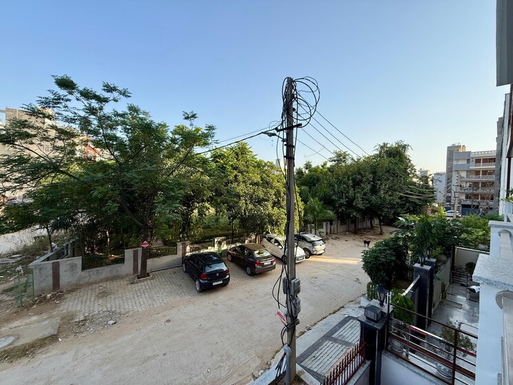 Exterior View, ardee-city 2 Bedroom 263 Sq.Yd. Builder Floor In Sector 52 Gurgaon 9227898