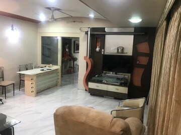 Living Room in 2 BHK Apartment at Khar West – for Rent