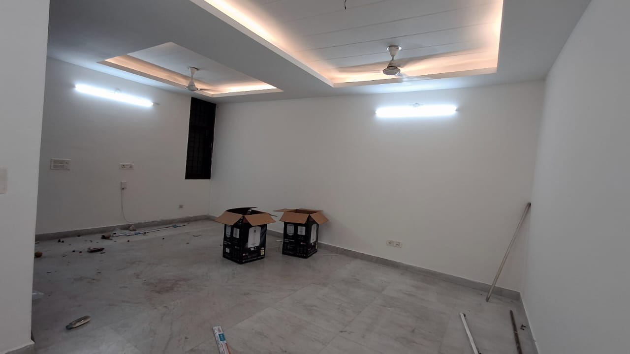 1 BHK Builder Floor For Rent in Saket 