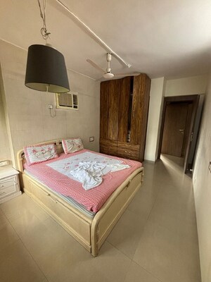 Bedroom in 2 BHK Apartment at Bandra West – for Rent