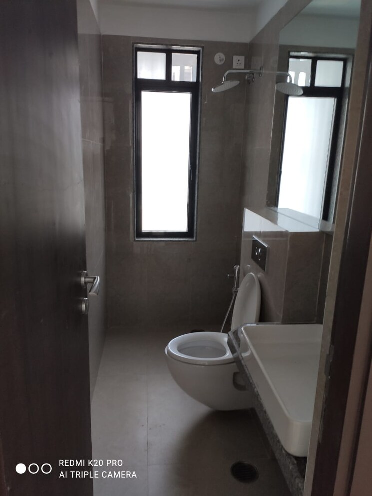 Bathroom, sunteck-city-avenue-4 2 Bedroom 644 Sq.Ft. Apartment In Goregaon West Mumbai 9228051