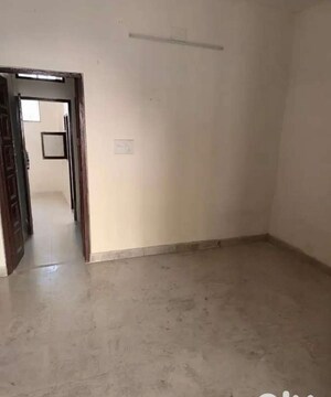 Room in 3 BHK Independent House at Palam Vihar – for Sale