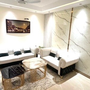 Furnished Amenities in 3 BHK Builder Floor at Amolik Aster Woods, Sector 98 – for Sale