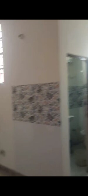 Furnished Amenities in 2 BHK Builder Floor at Pitampura – for Rent