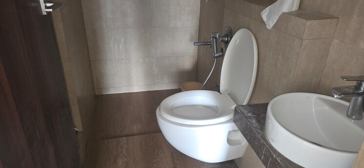 Attached Bathroom, spenta-alta-vista 1 Bedroom 693 Sq.Ft. Apartment In Chembur Mumbai 9228248