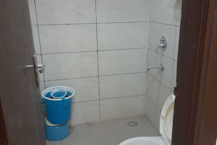 Bathroom, motia-citi-royal-business-park Commercial Office Space 575 Sq.Ft. In Ambala Highway Zirakpur 9228239