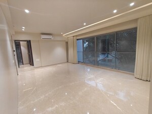 3 BHK Apartment For Rent in Khar West