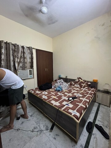Bedroom in 2 BHK Independent House at Sector 22 – for Rent