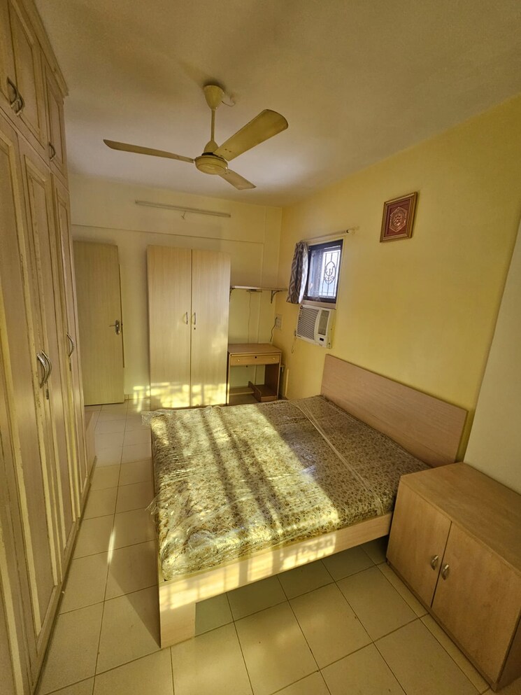 Bedroom, srishti-complex-powai 1 Bedroom 460 Sq.Ft. Apartment In Powai Mumbai 9228337