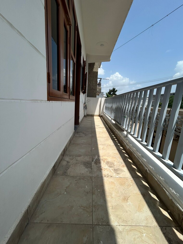 Balcony, sector 21 1 Bedroom 585 Sq.Ft. Independent House In Sector 21 Gurgaon 9228371
