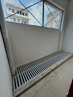 Balcony in 1 BHK Independent House at Sector 21 – for Rent