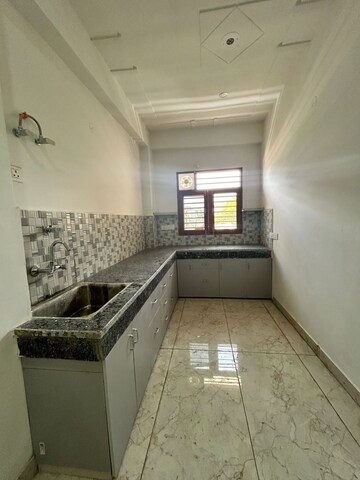 Kitchen in 1 BHK Independent House at Sector 21 – for Rent