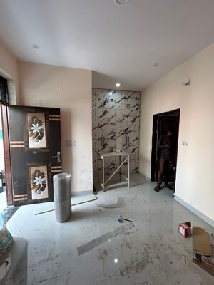 Living Room in 1 BHK Independent House at Palam Vihar – for Rent