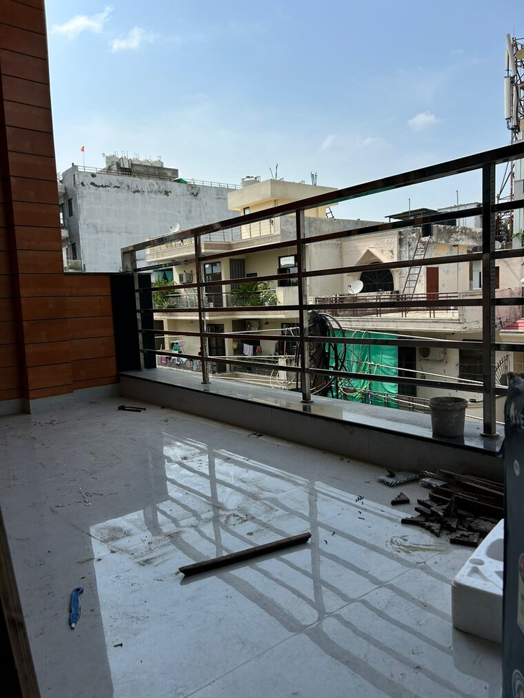 Balcony, palam vihar 1 Bedroom 585 Sq.Ft. Independent House In Palam Vihar Gurgaon 9228397